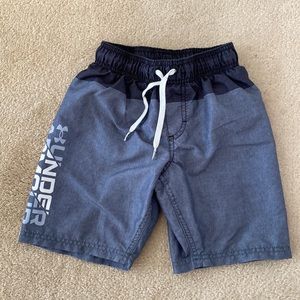 Under Armour boys gray bathing suit size youth small